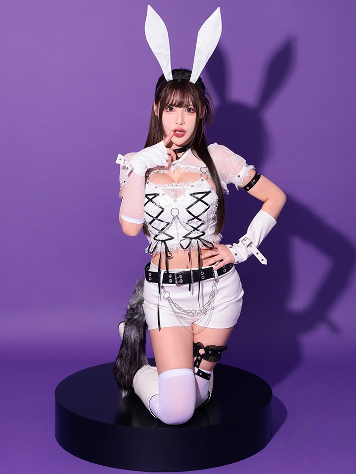 ばにーちゃんはうす マリームーン コスプレ